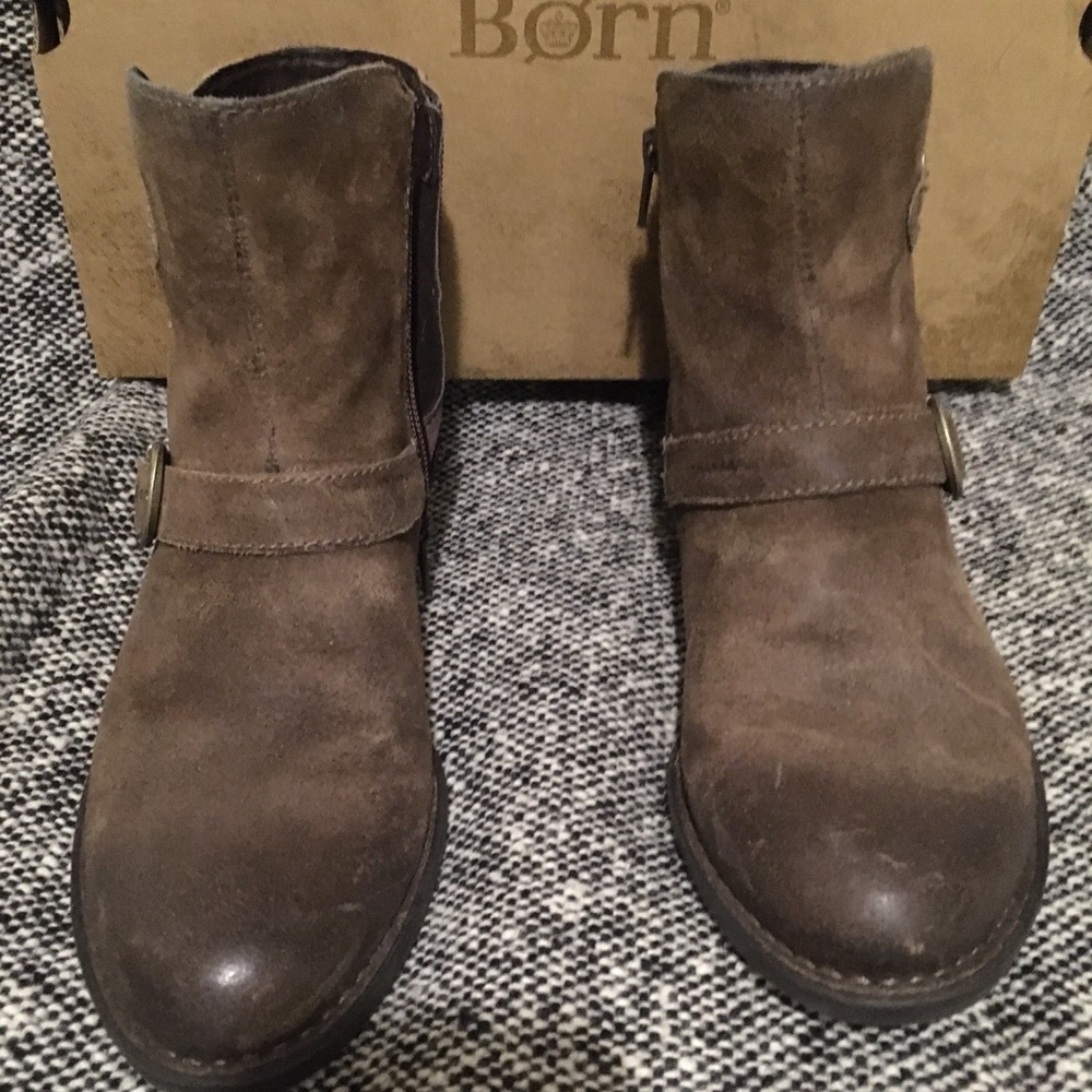 New Born suede boots